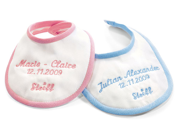 personalisiert Baby Erstausstattung bestickt mit Namen personalisiert Baby Latz Steiff Lätzchen Baby mit Klettverschluss Steiff Latz Spucktuch Baby 